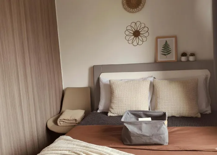 Mall Of - Aseana Super Cheap Apartment